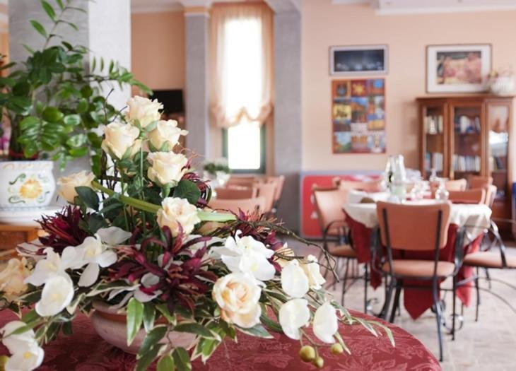 Hotel Jasmine Beach Rimini Exterior photo