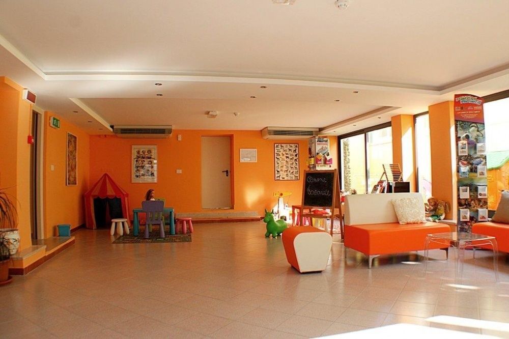 Hotel Jasmine Beach Rimini Exterior photo